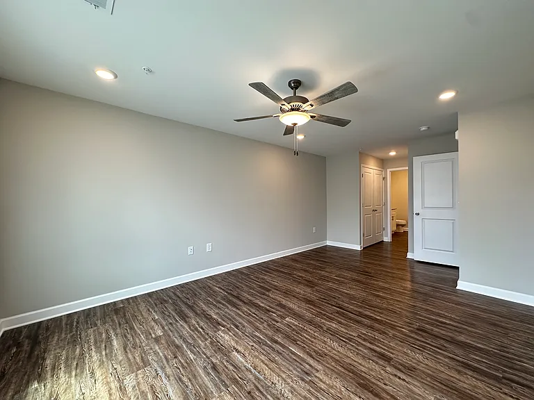 Westbrook Apartments — Photo 40