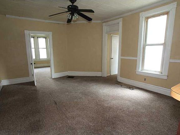 3rd image of 708 Gaskill Ave