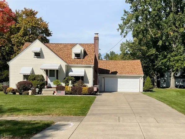 2118 Coleman Dr, Youngstown, OH 44511