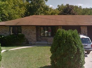 10285 W Yale Ave, Beach Park, IL