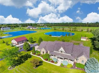 18340 Hull Prairie Rd, Bowling Green, OH 43402