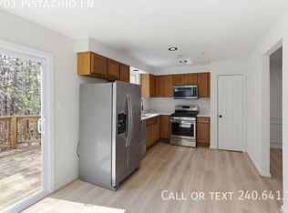 4701 Pistachio Ln, Capitol Heights, MD