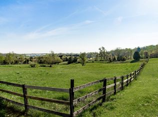 1752 N Hartstrait Rd, Bloomington, IN 47404