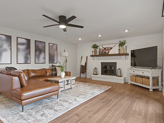 3rd image of 1514 Eagle Vista Dr
