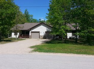 2057 Big Antler Rd, Lewiston, MI 49756