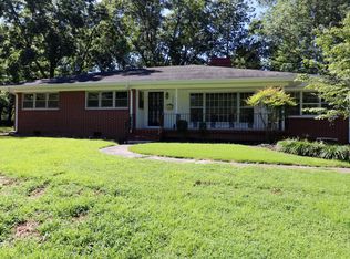 242 Woodland Dr, Humboldt, TN 38343