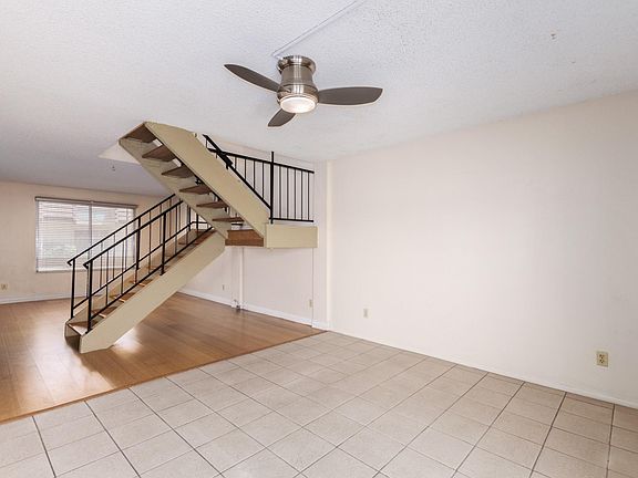 3rd image of 1608 E Coronado Dr