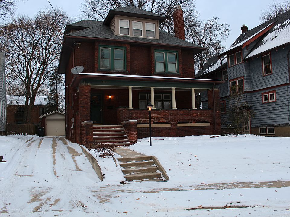 1st image of 923 Hereford Dr