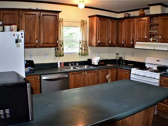 4th image of 133 County Road 4559