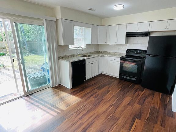 3rd image of 735 Baldwin Ave #A