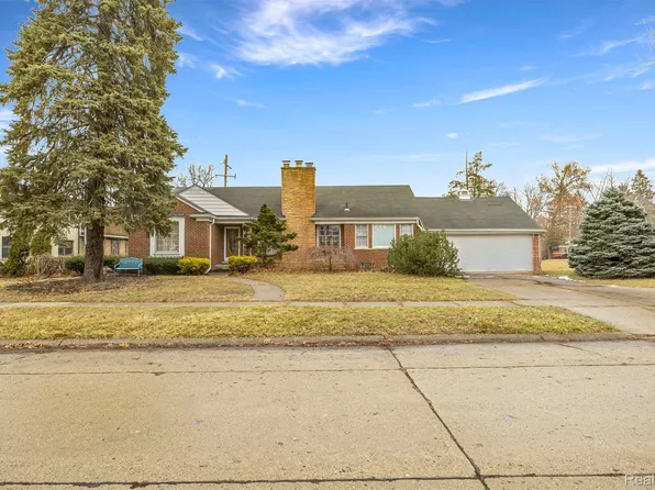 22028 Watsonia St, Dearborn, MI 48128