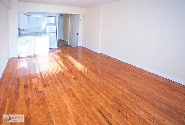 Rented by Metropolitan Property Group | media 2