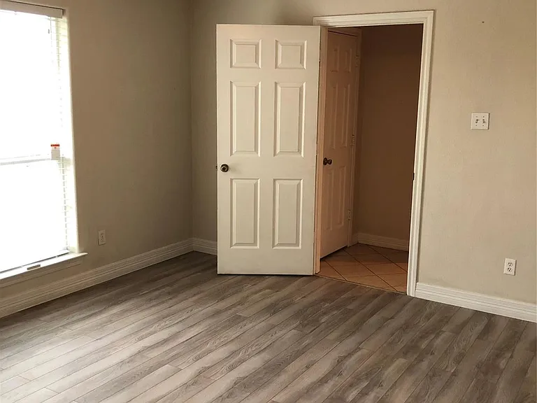 13322 Colton Ln — Photo 12