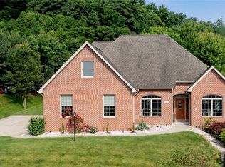 9201 Lucia Ln, North Huntingdon, PA