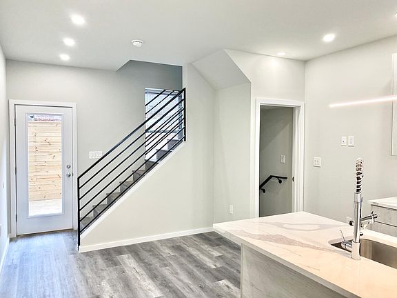 4th image of 1442 N Philip St #O