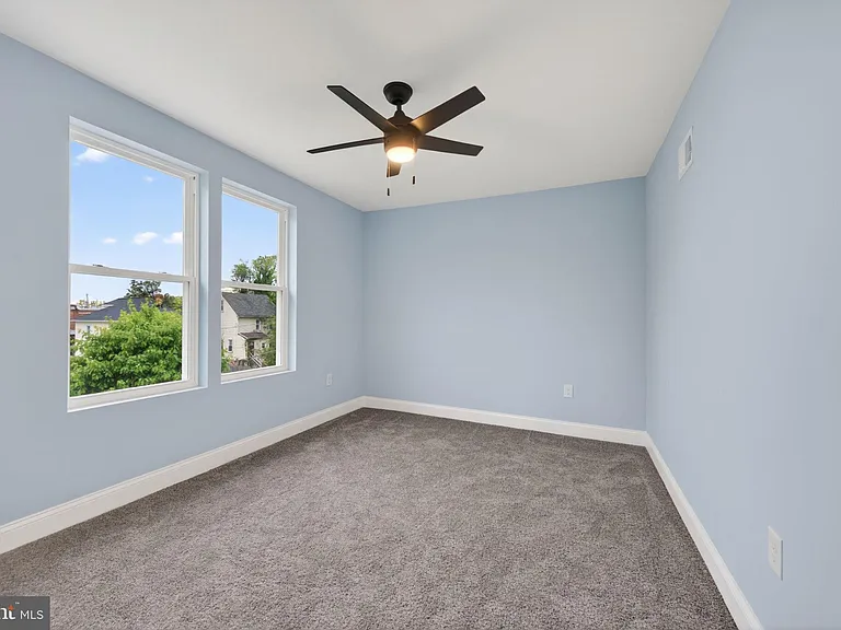 5306 Ethelbert Ave — Photo 28