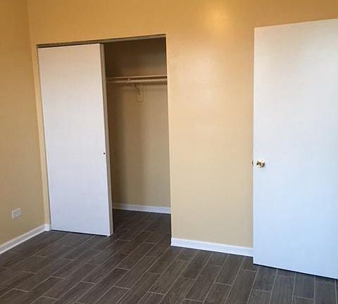 3rd image of 5958 S King Dr APT 102