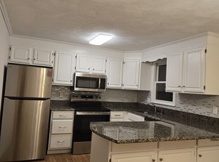 314 Wellman Ave #314, North Chelmsford, MA 01863