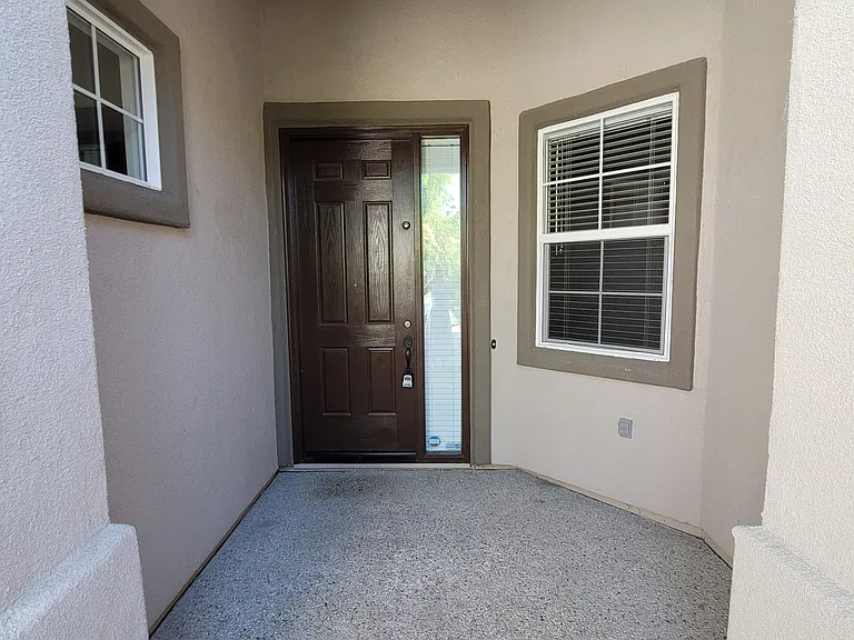 2770 Beach River Dr — Photo 2