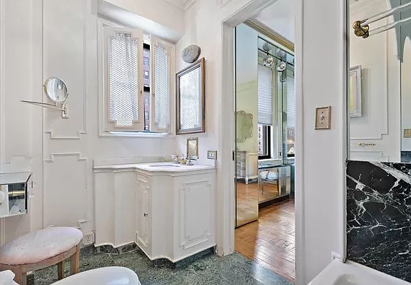 5th image of 910 Park Ave #S4