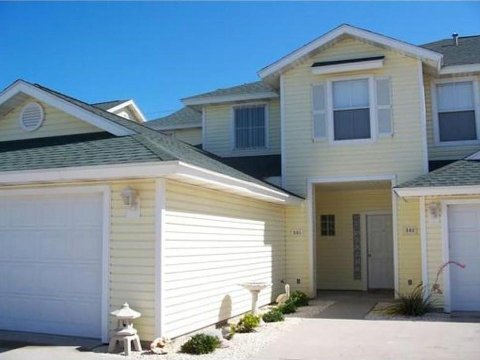 1st image of 15110 Leeward Dr APT 401