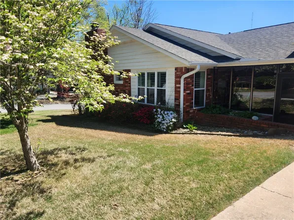 1336 Quail Run Cir, Bentonville, AR 72712