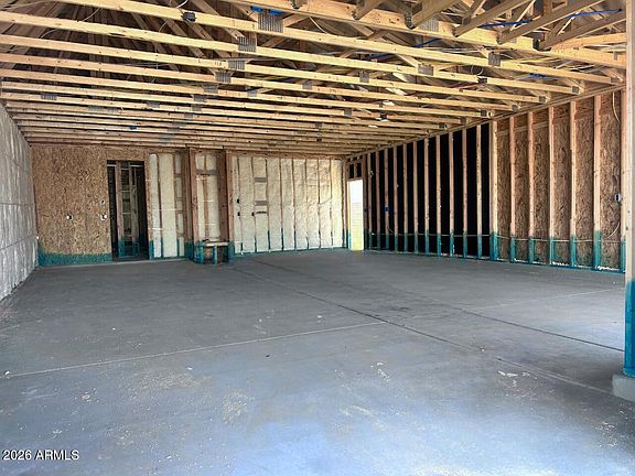 3rd image of 2651 E HOMESTEADER Road