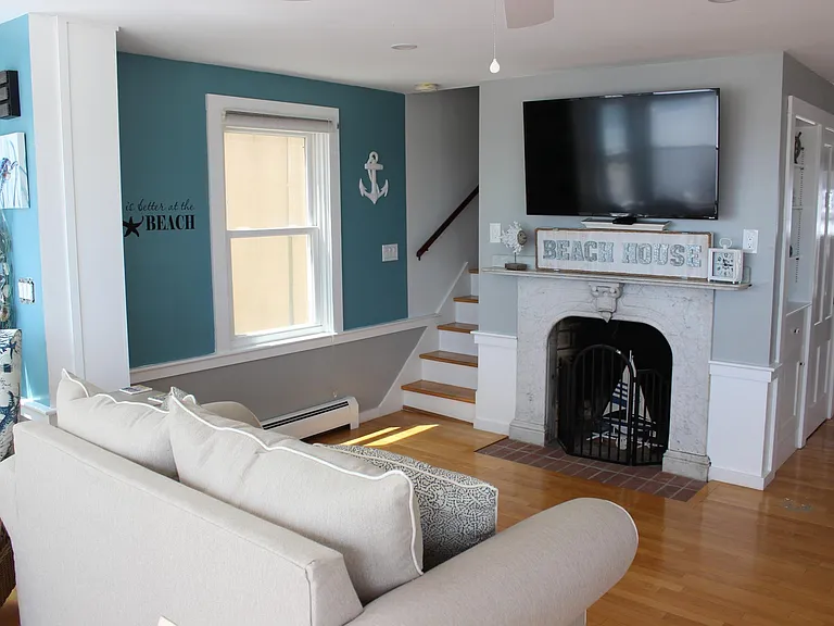 268 N End Blvd #A-1 — Photo 10