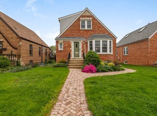 7766 W Thorndale Ave, Chicago, IL