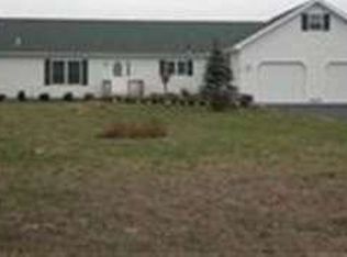 2725 Mohawk Trce, Interlochen, MI 49643