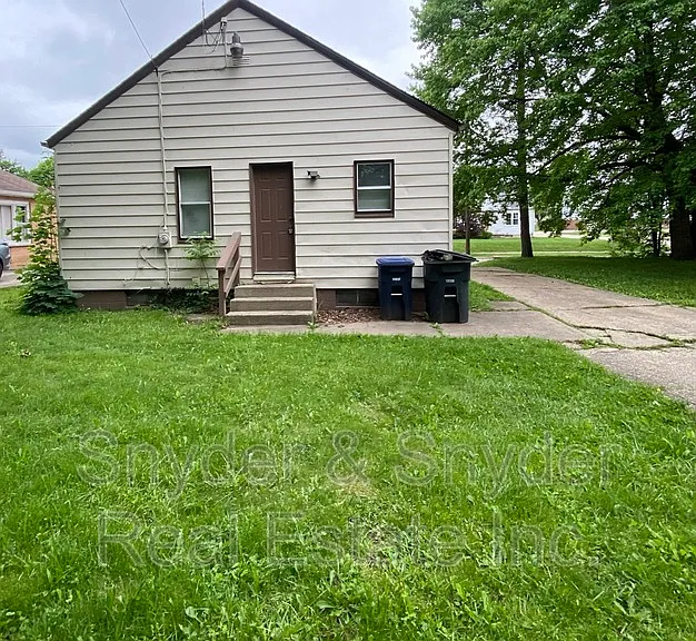 1011 Cordova Ave — Photo 17