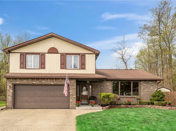 163 Croydon Dr, Depew, NY 14043