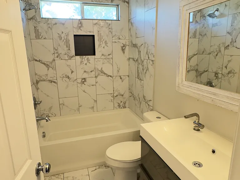Paradise Safari Dr — Photo 1