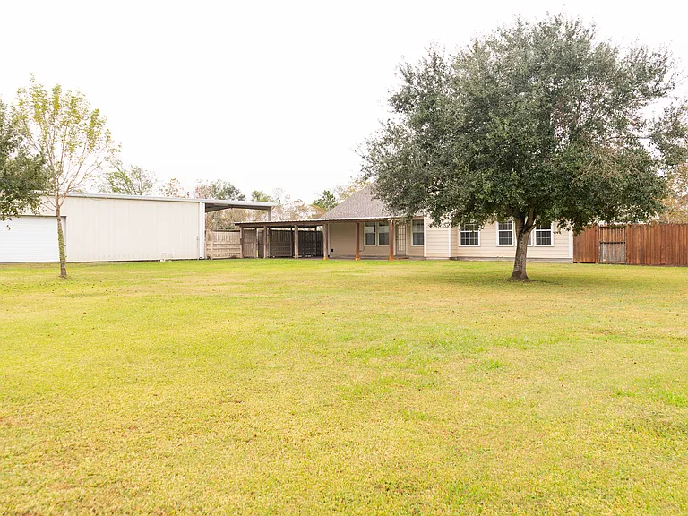 7722 Iowa Ln — Photo 9