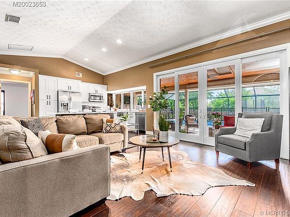 3rd image of 2723 NW Florida Ave