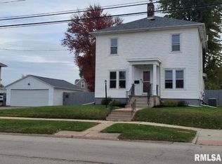 213 E Division St, Kewanee, IL 61443