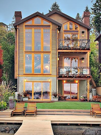 Spectacular Northwest waterfront contemporary