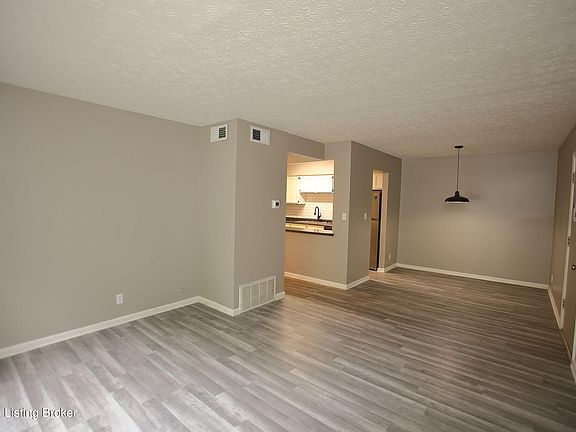 4th image of 7066 Wildwood Cir APT 137
