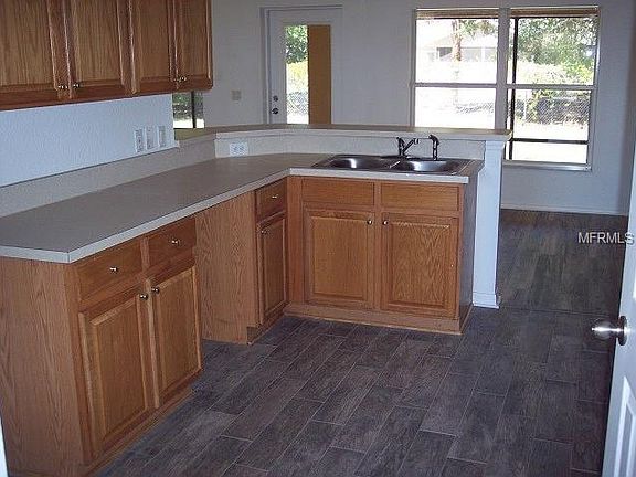 5th image of 3191 S San Mateo Dr