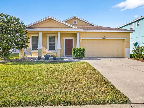 2716 Walden Woods Dr, Plant City, FL 33566
