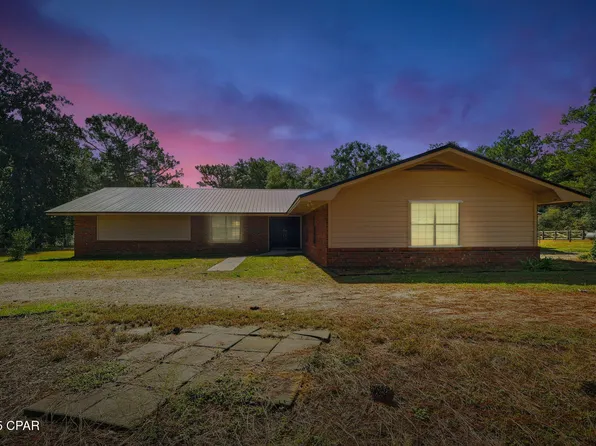 6000 Coy Burgess Loop, Defuniak Springs, FL 32435