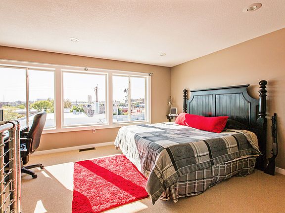 5th image of 416 S Commerce St APT 206