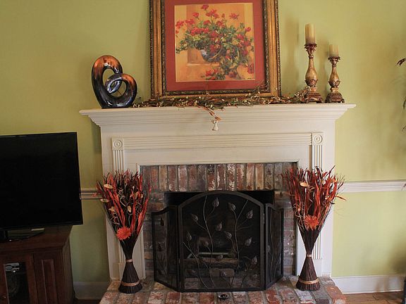Gas Log Fireplace