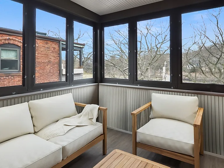 1805 Beacon St #3 — Photo 9