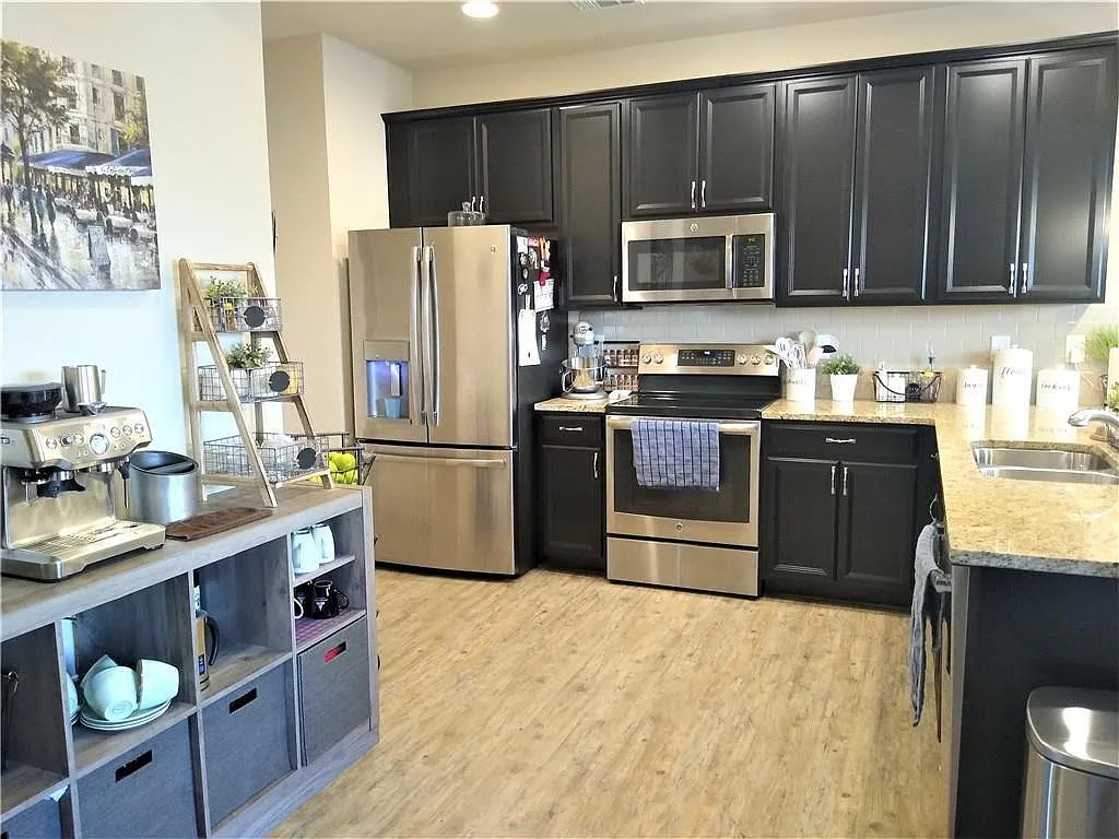 1575 Brookmere Way — Photo 4