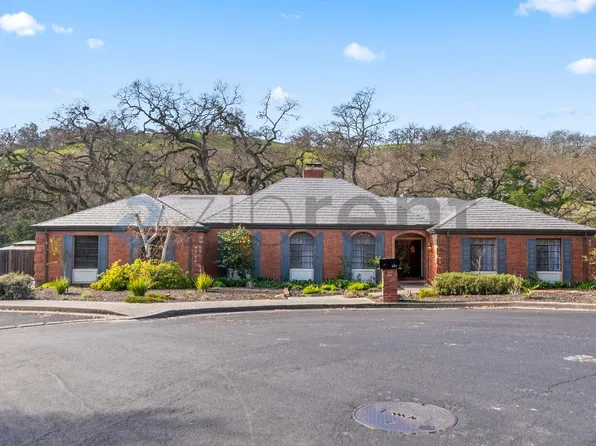 138 Virginia Ct, Alamo, CA 94507