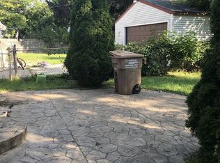 321 E Princeton Ave, Pontiac, MI