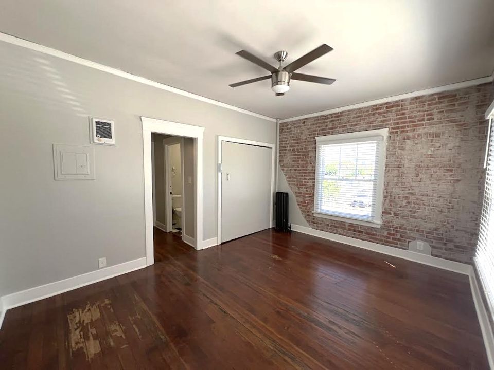 1st image of 1166 Park Blvd APT 217