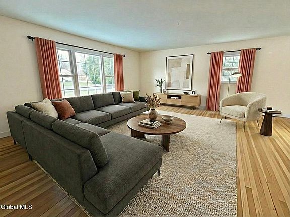 3rd image of 187 Spring Road