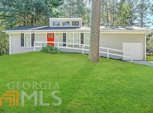 2466 Fairway Cir SW, Atlanta, GA 30331